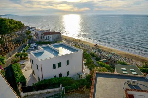 Vico del Gargano Hotel | Villa Nettuno