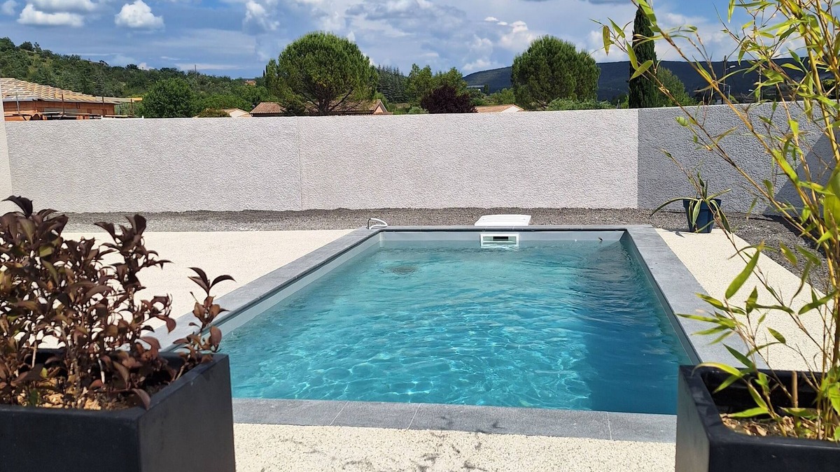 Vallon-Pont-d'Arc Villa | Villa Neuve Avec Piscine Privée