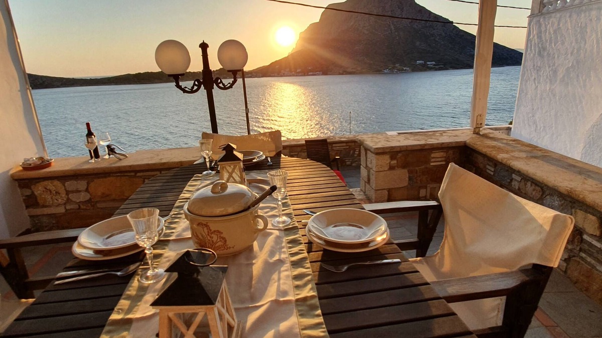 Mirties Villa | Villa Niki by the sea