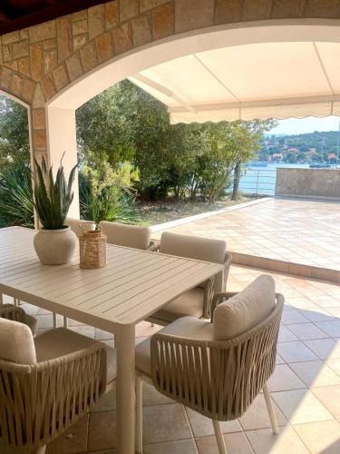 Loviste Villa | Villa Noma