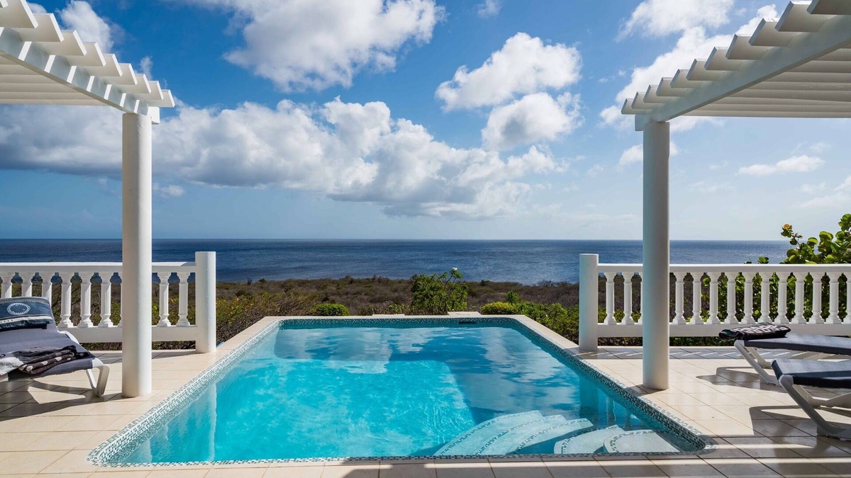 St. Marie Villa | Villa Oceanside Curacao