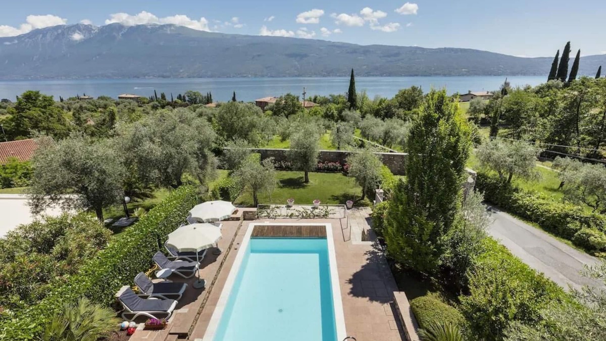 Roina Villa | Villa Oleandri, Lake View, Private Pool