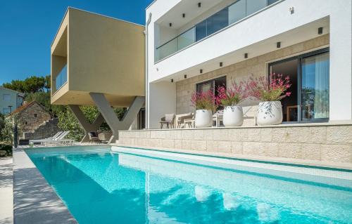 Duce Villa | Villa Olive Grove