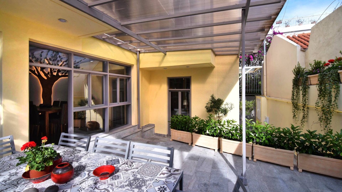 Filopappou Villa | VILLA OLIVIA PHILOPPAPOU: Near Acropolis.