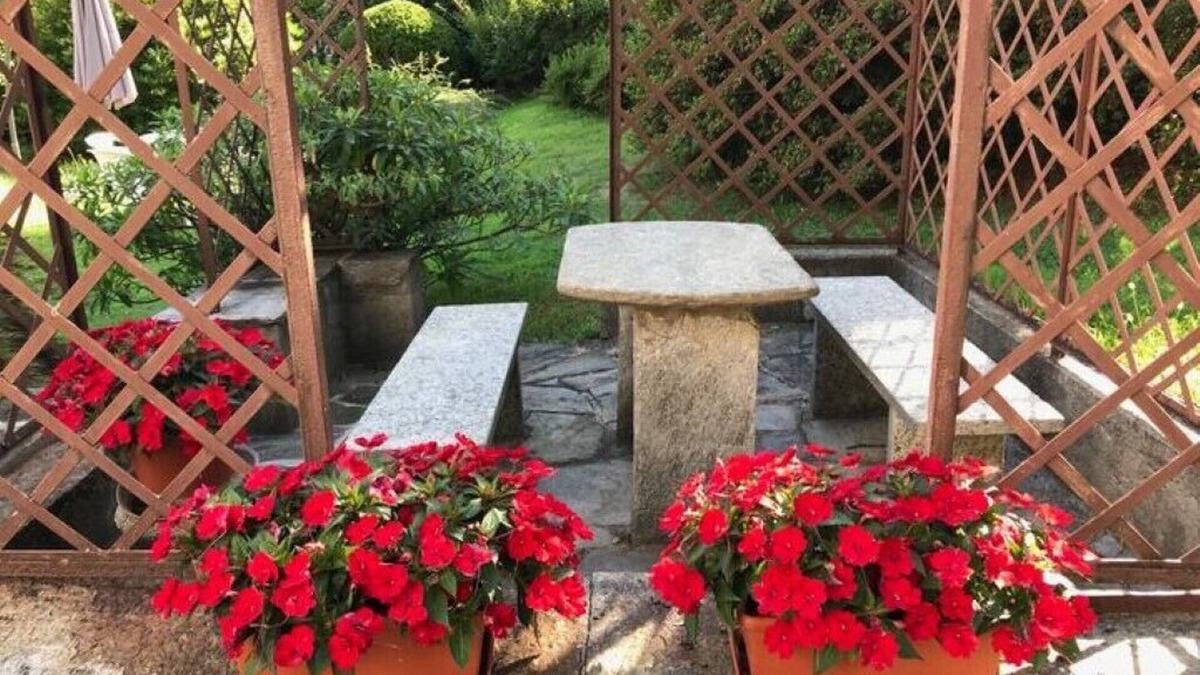 Nebbiuno Apartment | Villa Ombrosa in the hills of Lake Maggiore