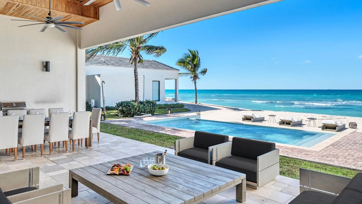 North Bimini Villa | Villa on the Beach/Heated Pool/Bohemian Vibe/Corsair Key