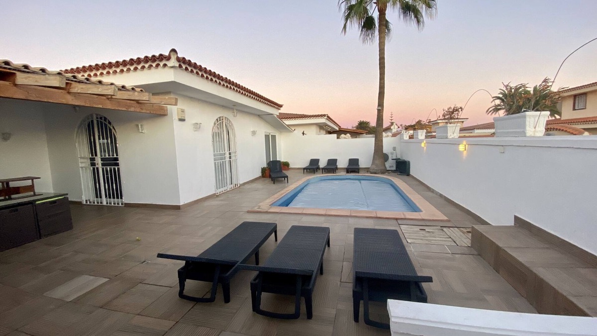 Arona Villa | "Villa One Pérgola, private swimming pool, Bbq, Calm, sun, peace.