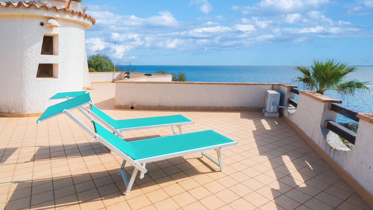 Plemmirio Villa | Villa 'Onice Sul Mare' with Sea View, Wi-Fi and Air Conditioning