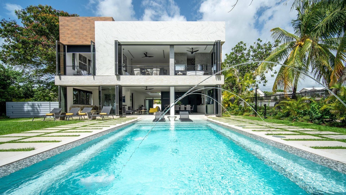 Weston Villa | Villa Onyx in Saint James by Personal Villas - Beachfront Luxury Villa with Pool and Beach Access