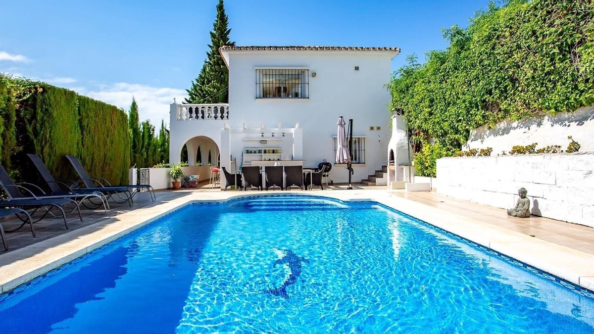 Torreblanca Villa | Villa 'Ophelia' with Sea View, Heated Pool & Wi-Fi