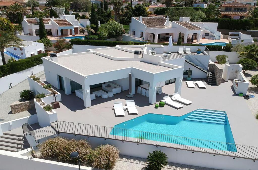 Paichi Villa | Villa Out of the Blue by Interhome