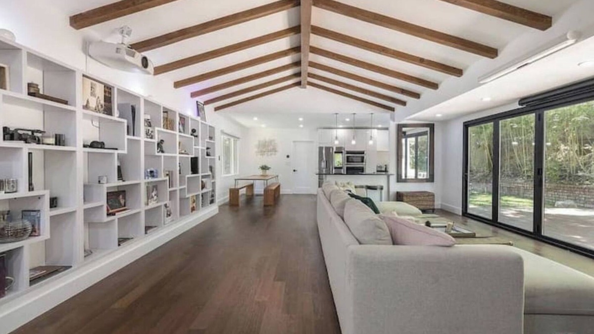 Hollywood Hills Villa | Villa Outpost in the Hollywood Hills.
