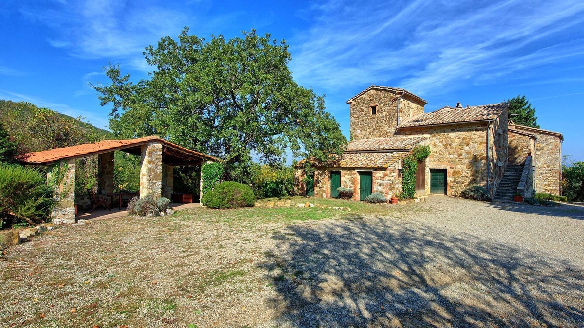 San Casciano dei Bagni Villa | Villa Palazzone - Country House with swimming pool in Orcia Valley, Tuscany