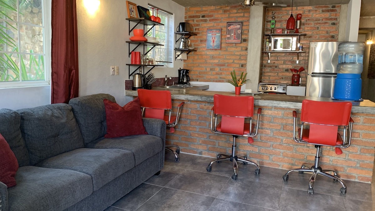 San Francisco Apartment | Villa Palmas, 20% Reduce rates for 2024, Cozy Apt. only 3 blocks from the beach