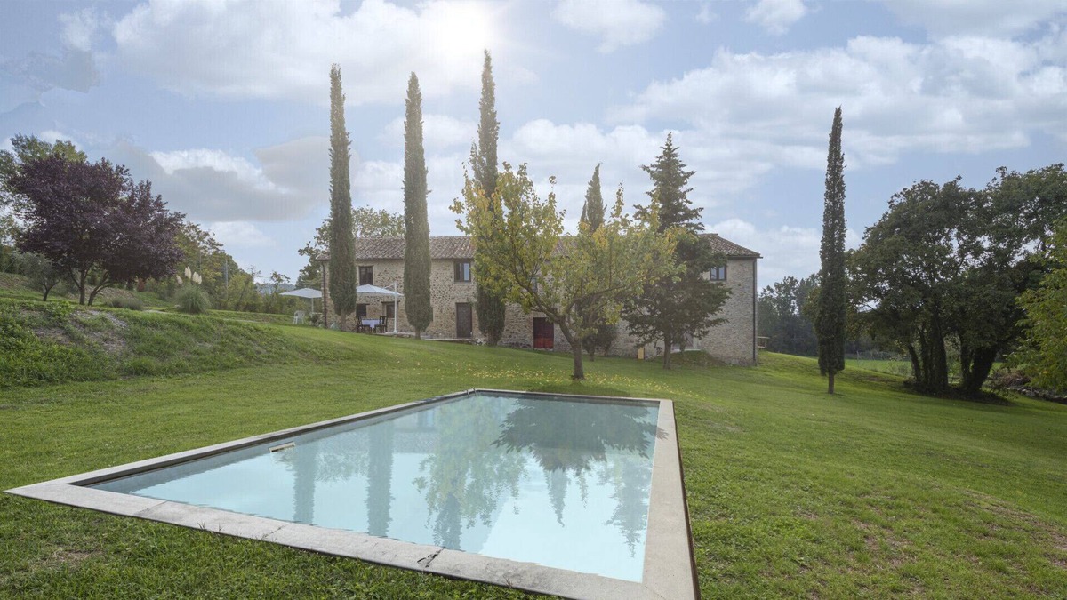 Montelovesco Villa | Villa Panieri - Villa with private pool and garden in the Umbertide countryside
