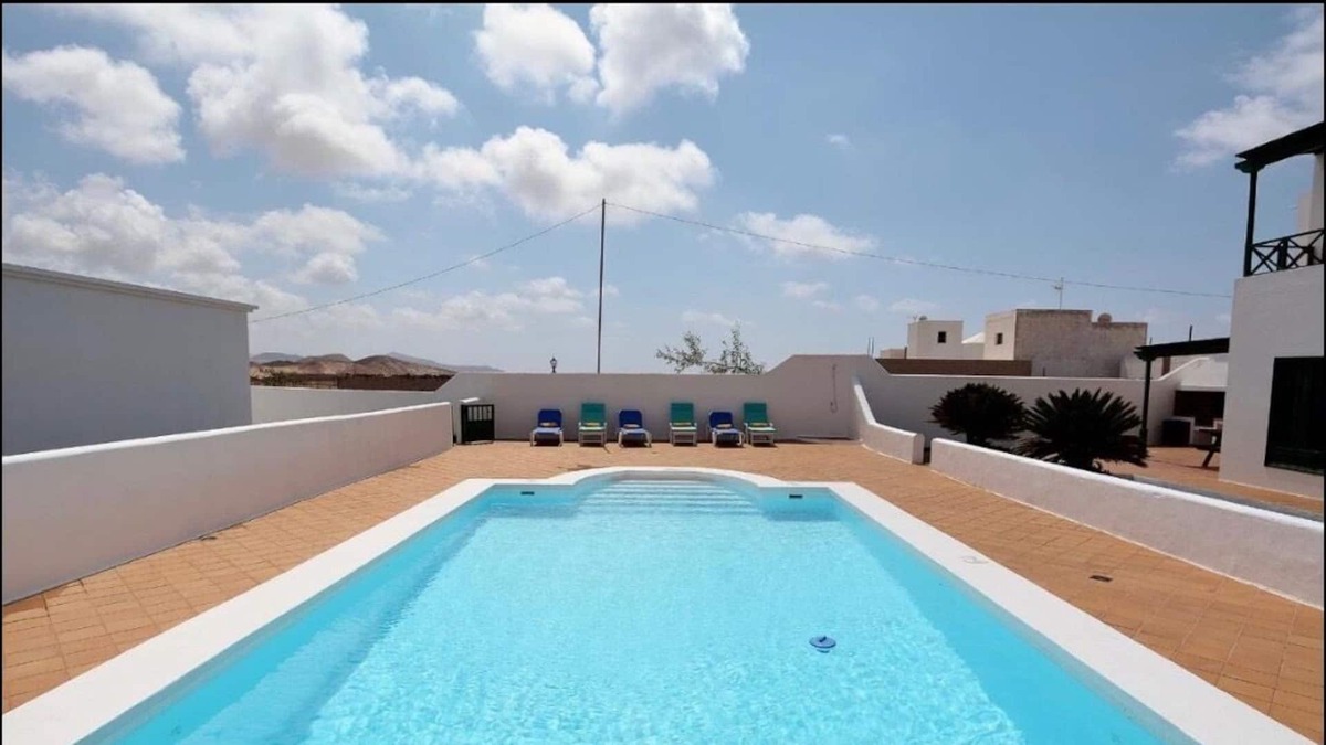 Soo House | Villa Paraíso, magnificent retreat for groups and families