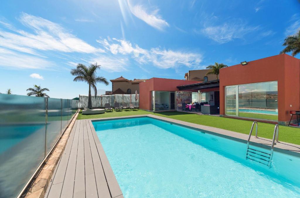 Salobre Ski Chalet | Villa Paradise