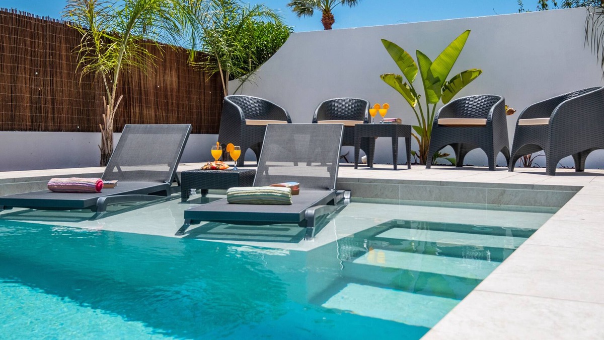 Montechoro Villa | Villa Paradisius