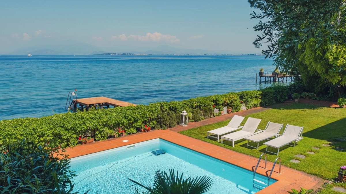 Desenzano del Garda Apartment | Villa Patrizia Lake View