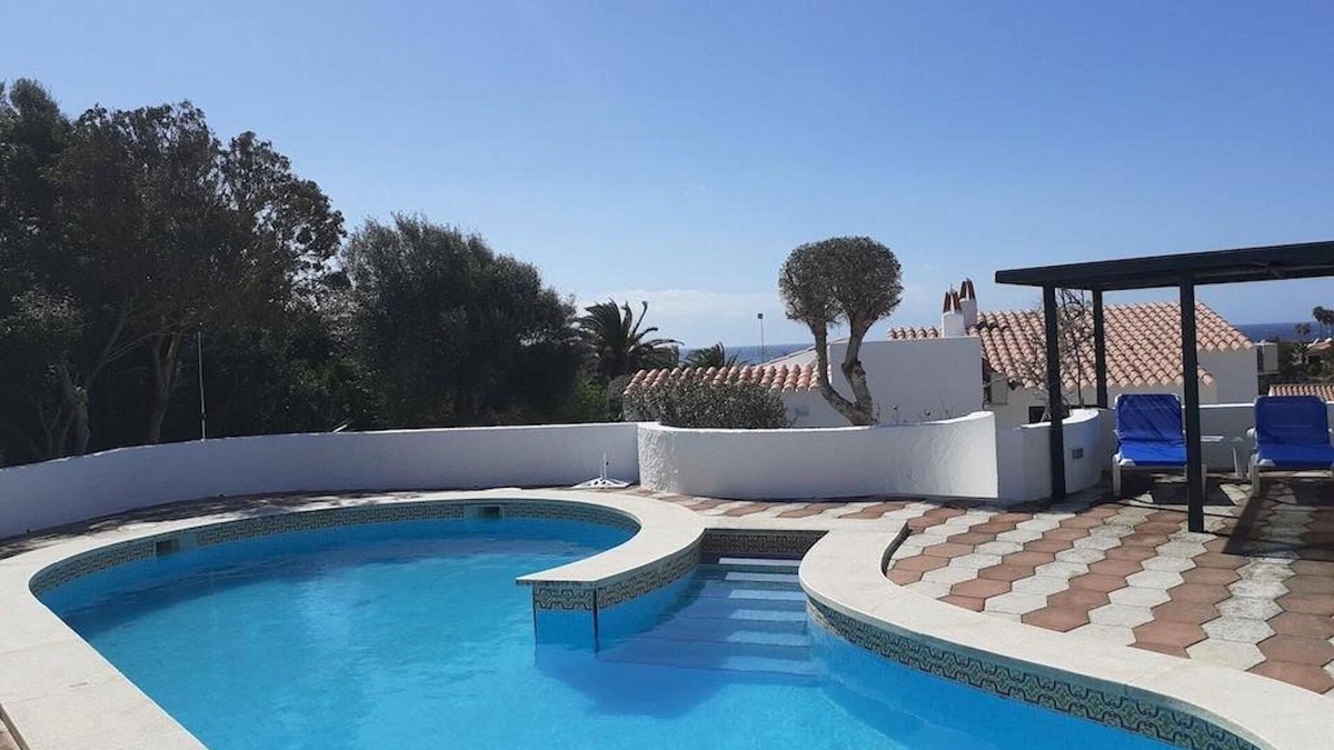 Binibeca Villa | Villa 'Perla Nou' with Private Pool, Wi-Fi and Air Conditioning