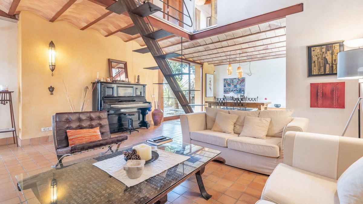 Santa Maria del Cami Villa | Villa 'Petit Torrentfals' with Mountain View, Private Pool and Wi-Fi