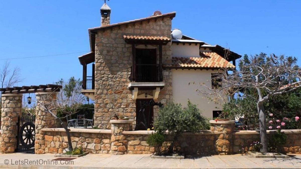 Pomos Villa | Villa Petrochtisto - 3 Bed, 3 Bath Stone Built Villa near the Sea in Pomos