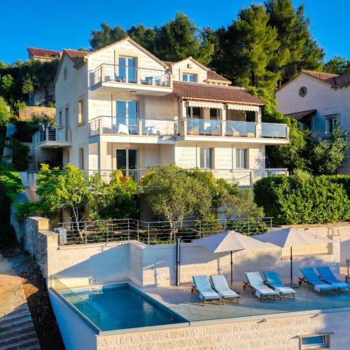 Bobovisca Villa | VILLA PHILIPPA - luxurious five-room villa - idyllic location - first row to the sea - spectacular view of the sea bay - unforgettable sunsets - 15 minutes from Supetar ferry port - free parking - private pool