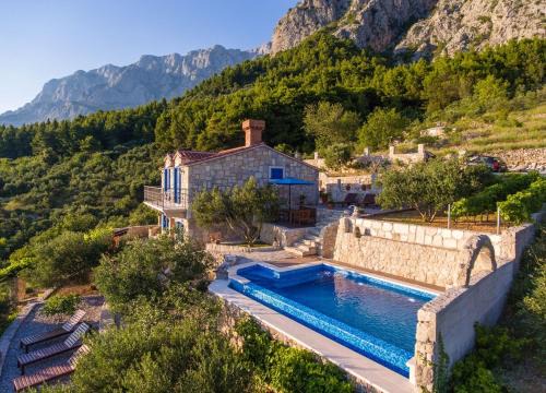 Makarska Villa | Villa Pina in Makarska, private pool
