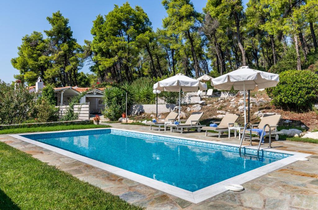 Alikias Villa | Villa Pine Trees by Kardous