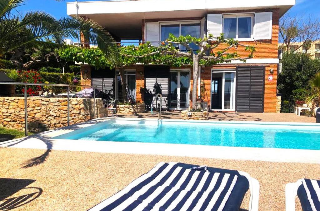 Roques Daurades Villa | Villa Playa