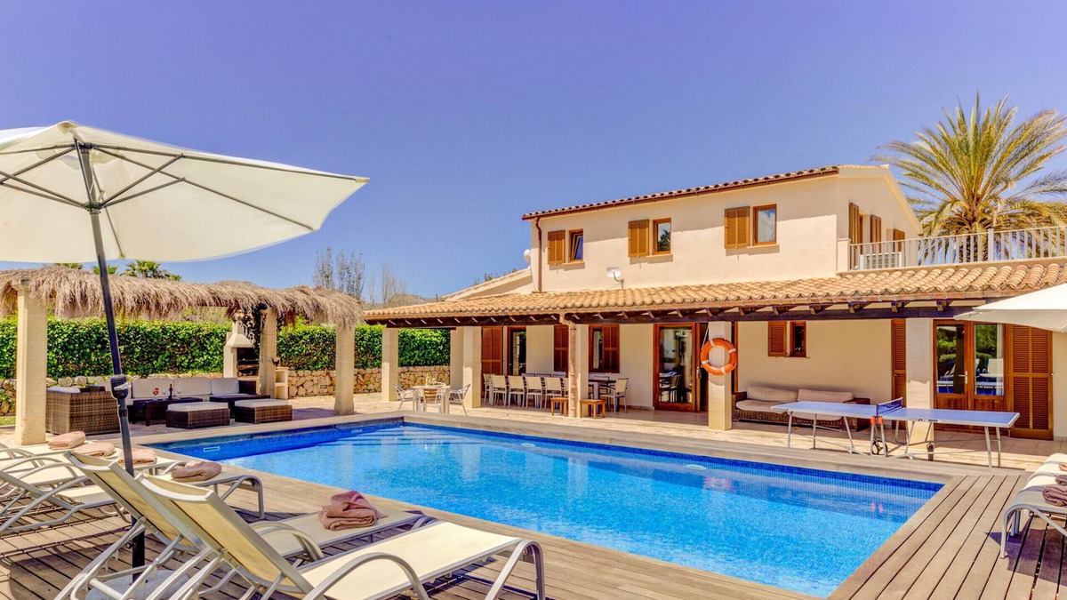 Puerto de Pollensa Villa | Villa Ponent for 8 people with pool and BBQ in the Pollensa countryside and near the beach.