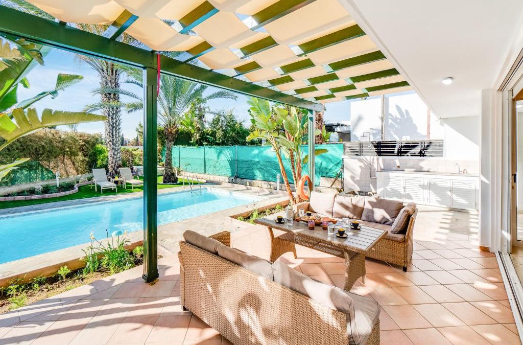 Possidon Beach Gardens Villa | Villa Poseidon Gardens by Ezoria Villas