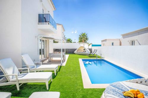 Costa Adeje Villa | Villa Primrose