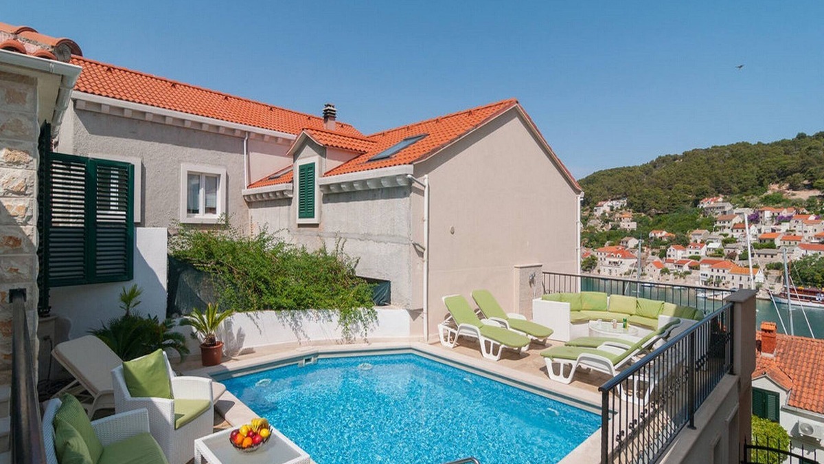 Pucisca Villa | Villa Princes - Seven Bedroom Villa