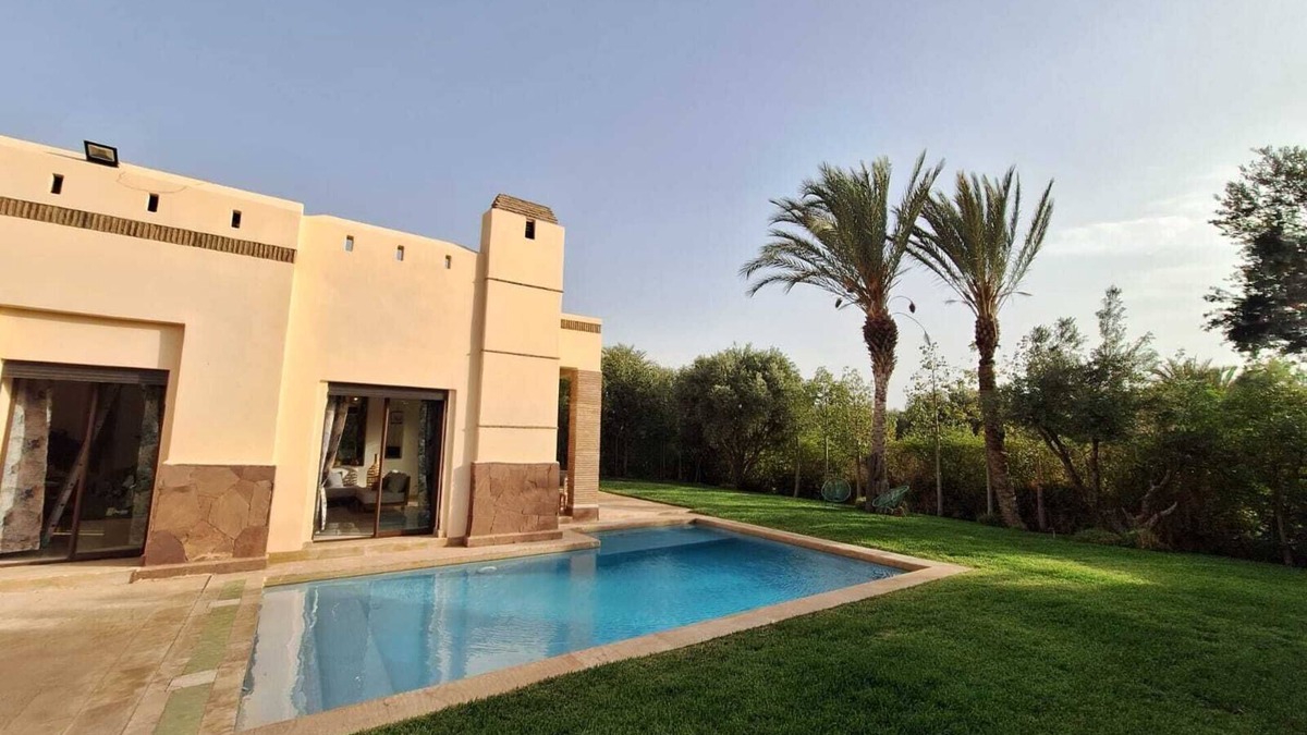 Annakhil Villa | Villa private heated pool from November 1 to April 15.