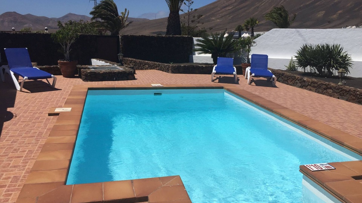 Macher Villa | Villa - private heated pool , 5 minute drive to Puerto del Carmen