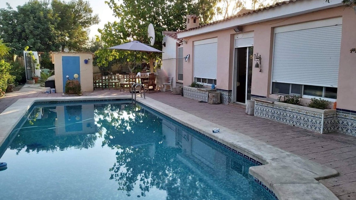 Mutxamel Villa | Villa private pool bbk terrace wifi quiet area 15 min from the beach