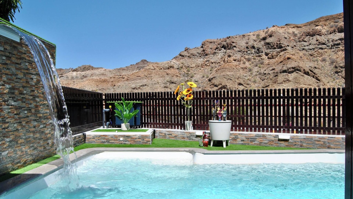Puerto Rico Villa | Villa Puerto Rico & Private Heated Saltwater Pool With Jacuzzi