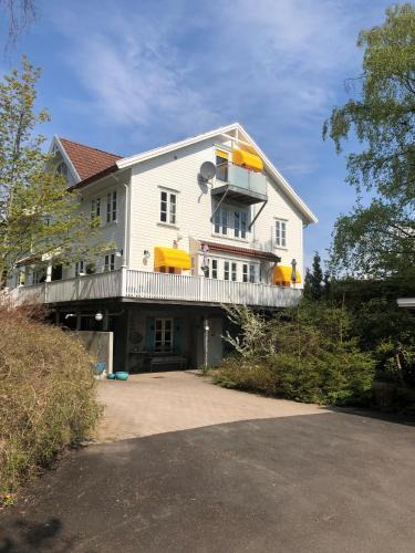 Svelvik Apartment | Villa Rørvik