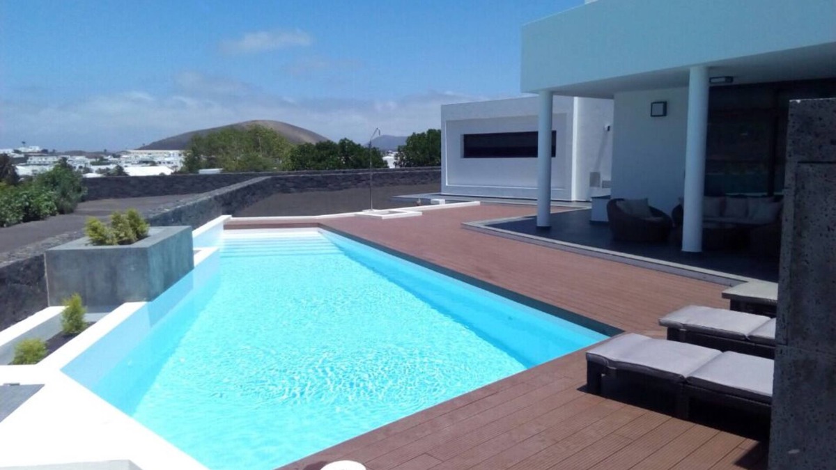 Uga Villa | Villa Rayito. Modern and spacious Villa, heated pool and beautiful views