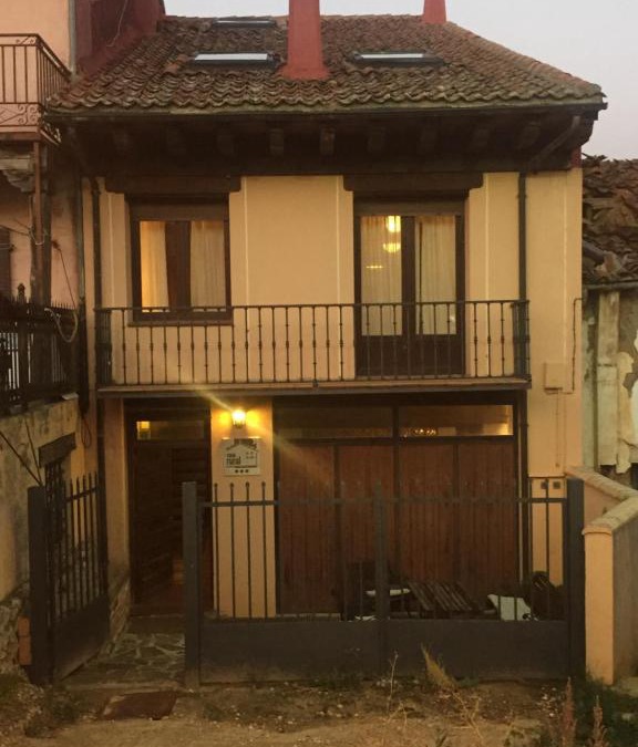 Riaza Villa | Villa Riaza