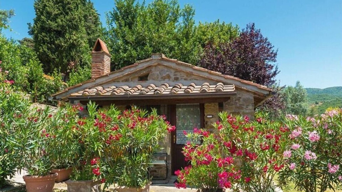 Pieve di Chio Villa | Villa Rinaldo Comfortable holiday residence
