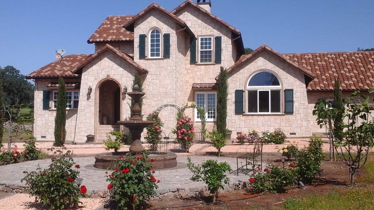 Pope Valley Villa | Villa Roma Secluded Wine Country Villa 15 miles from St Helena