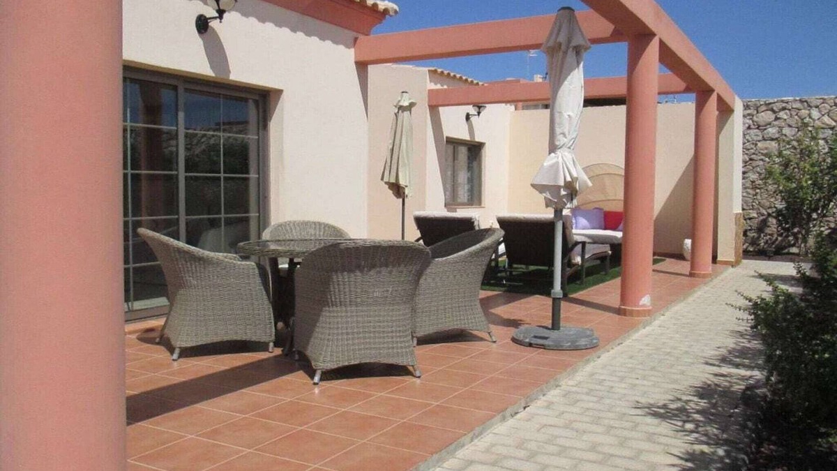 Bahia Calma Ski Chalet | Villa Romeo Comfortable holiday residence