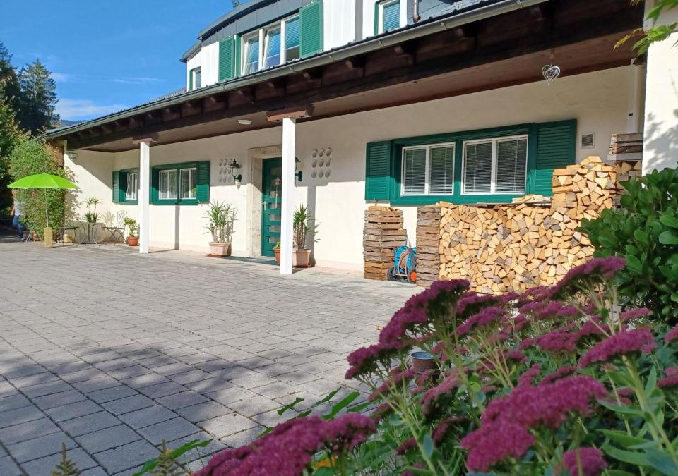 Bad Ischl Apartment | Villa Romy mit 3 Gästezimmer