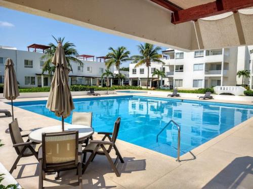 Granjas del Marques Villa | Villa&Roofgarden -Jacuzzi privado- Relax&Confort
