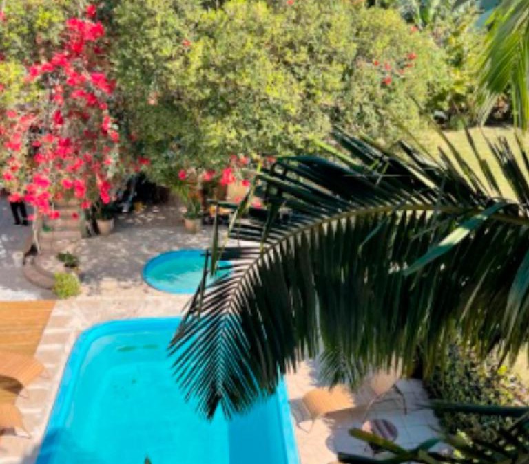 Santinho House | Villa Rupestre