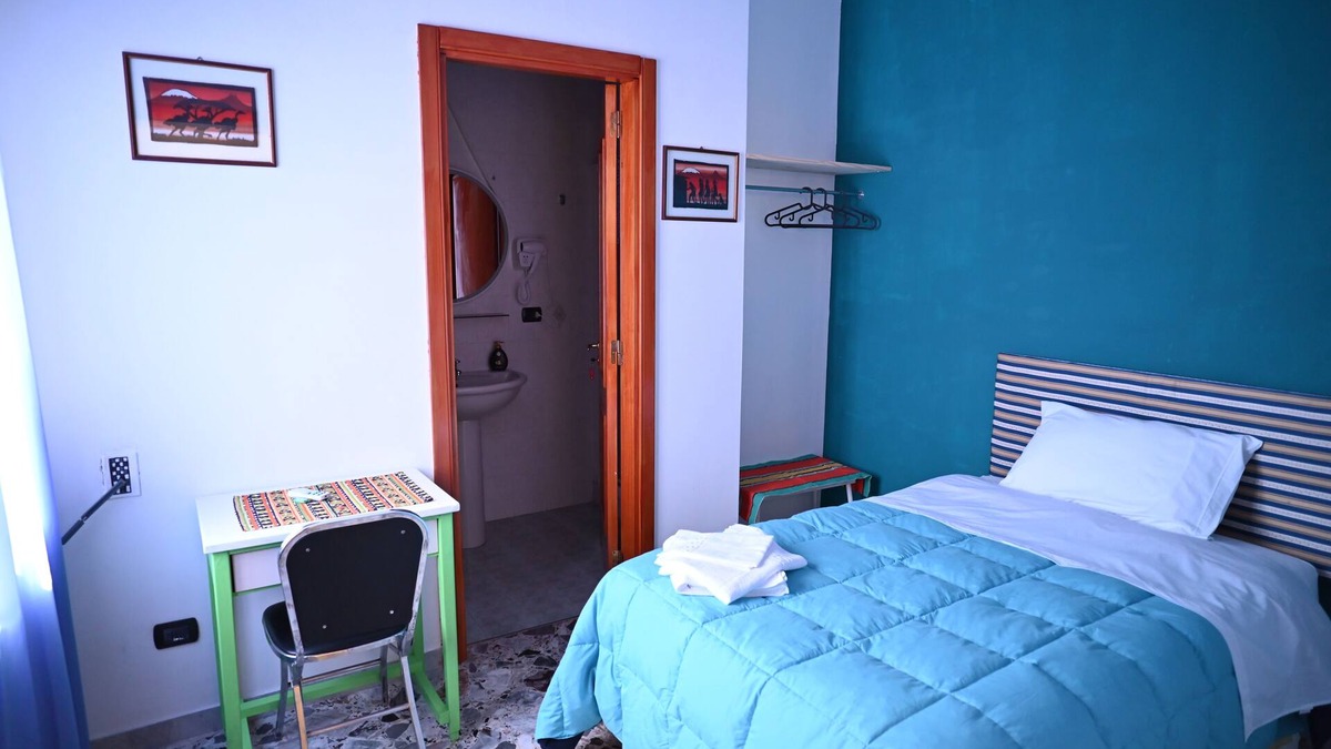 Brindisi Histotic Center House | Villa San Giuseppe blue room bed 1+1/2