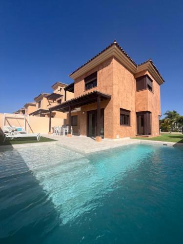San Miguel de Abona Villa | Villa Saona Golf
