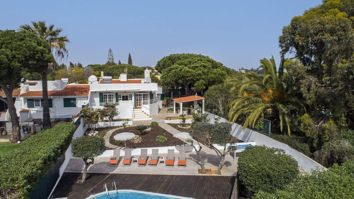 Alfanzina Villa | Villa Sawadi by Villa Plus